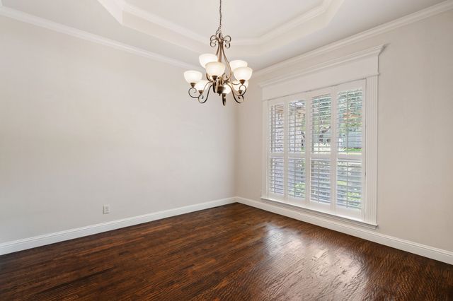 101 Fairway Drive, Waxahachie, TX 75165