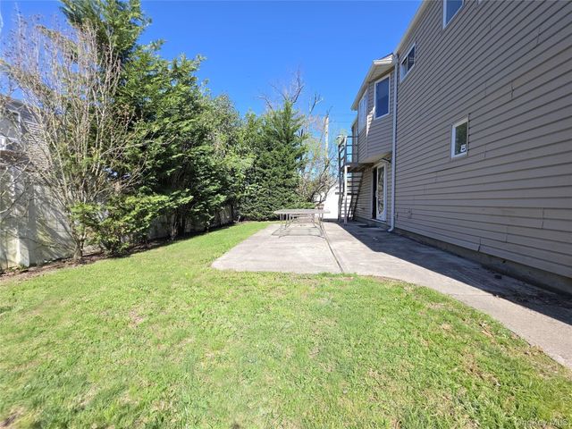 415 Yale Avenue, Woodmere, NY 11598