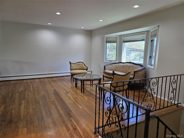 415 Yale Avenue, Woodmere, NY 11598