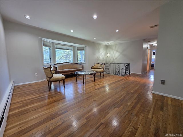 415 Yale Avenue, Woodmere, NY 11598