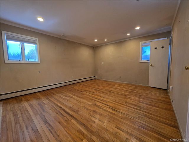 415 Yale Avenue, Woodmere, NY 11598
