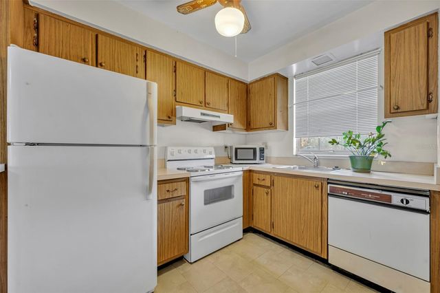 1250 S DENNING DRIVE 104, Winter Park, FL 32789