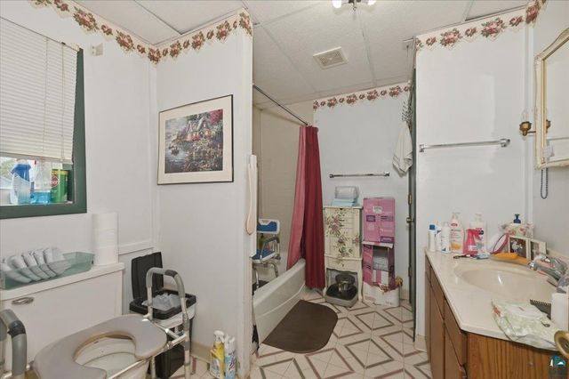 619 Fisher Ave, Superior, WI 54880