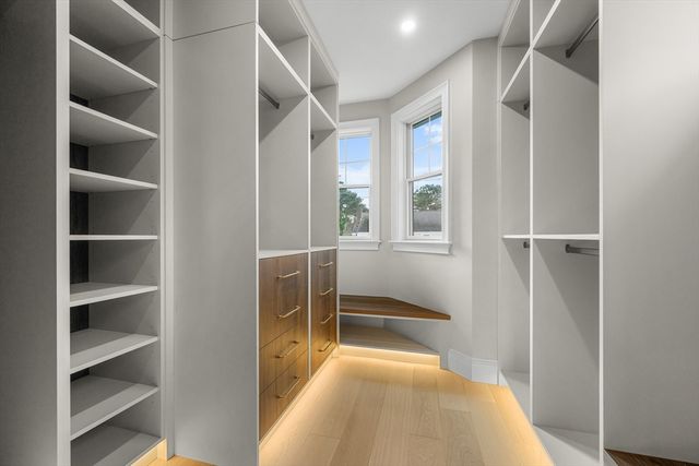 83 Old Mail Rd, Chatham, MA 02650