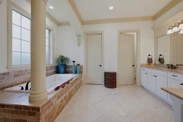 4637 Lake Breeze Drive, Mckinney, TX 75071