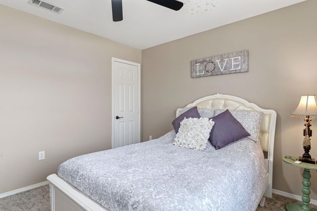 1807 FLAGSTONE DR, Longview, TX 75605