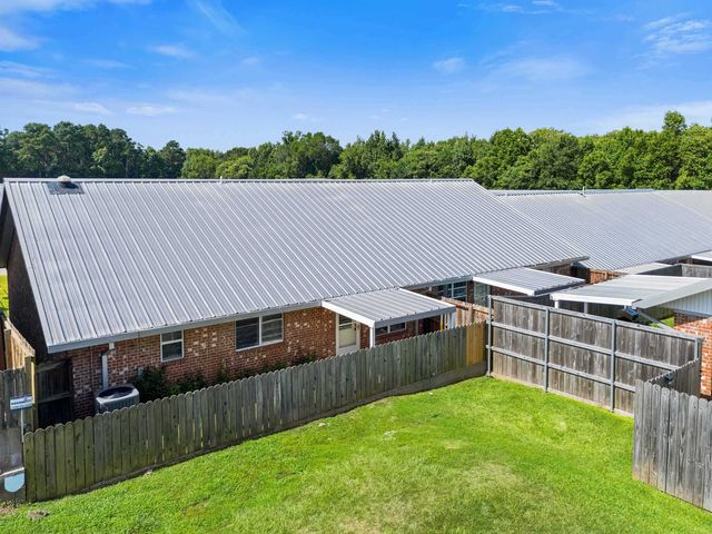 1807 FLAGSTONE DR, Longview, TX 75605