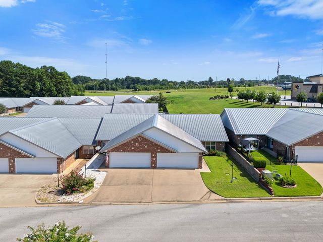 1807 FLAGSTONE DR, Longview, TX 75605