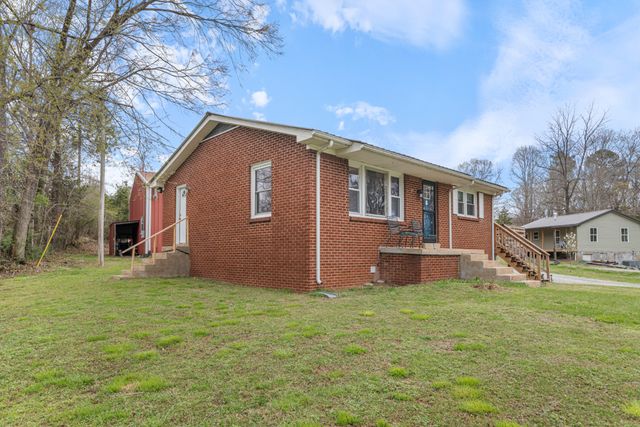 1531 Craun Hollow Rd, White Bluff, TN 37187