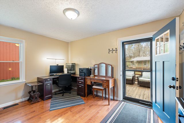 1531 Craun Hollow Rd, White Bluff, TN 37187