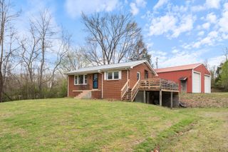 1531 Craun Hollow Rd, White Bluff, TN 37187