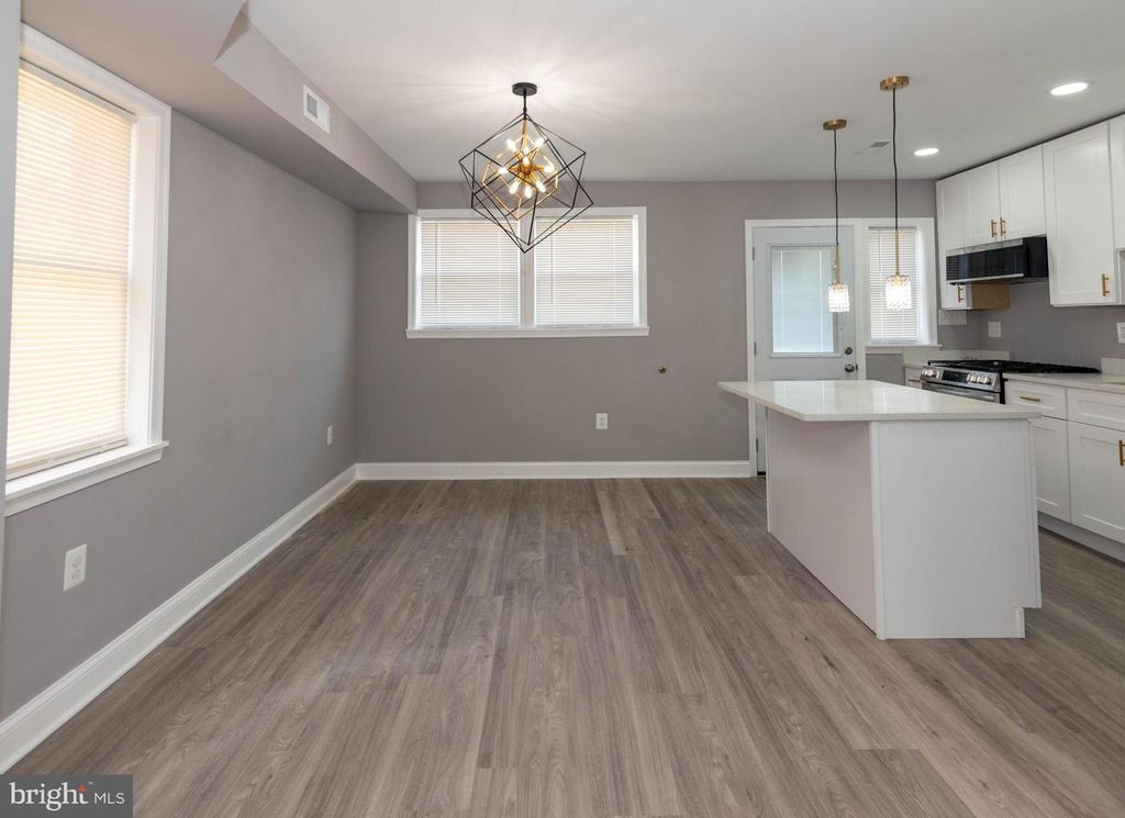 4843 GREENCREST RD, Baltimore, MD 21206