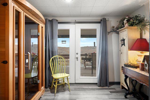 45 Bluff Road, Hardy, AR 72542