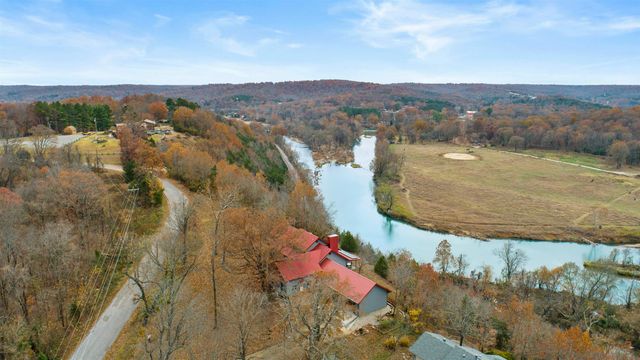 45 Bluff Road, Hardy, AR 72542