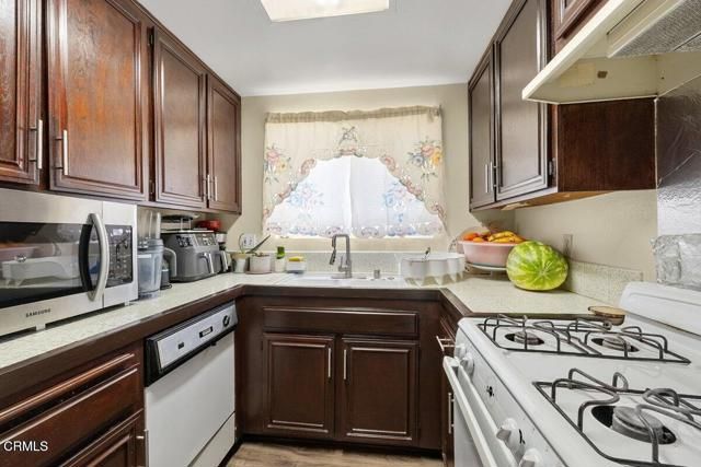 2637 Rudder Avenue, Port Hueneme, CA 93041