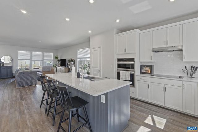 2604 FLORA VIEW DR, Charlottesville, VA 22902