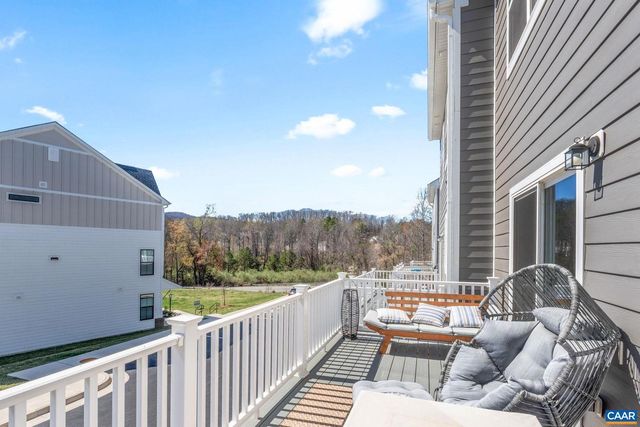 2604 FLORA VIEW DR, Charlottesville, VA 22902