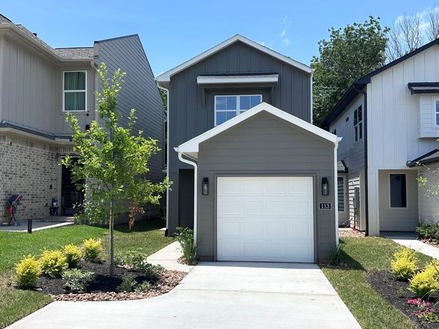 113 Capetown, Montgomery, TX 77356