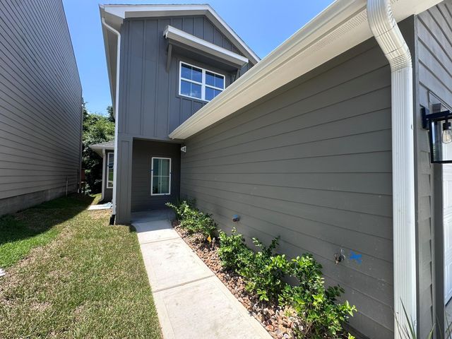 113 Capetown, Montgomery, TX 77356