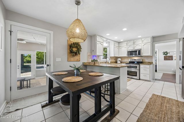 26 Anglers Cove Way, Woodbine, GA 31569