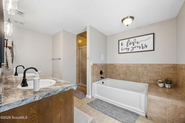 26 Anglers Cove Way, Woodbine, GA 31569