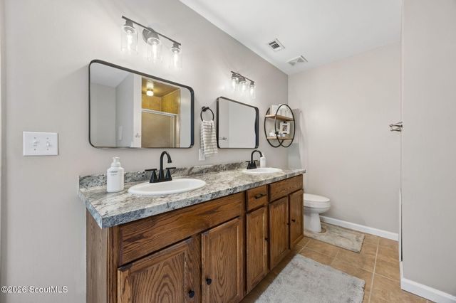 26 Anglers Cove Way, Woodbine, GA 31569
