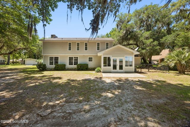 26 Anglers Cove Way, Woodbine, GA 31569