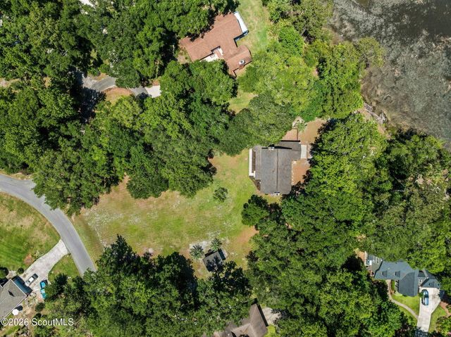 26 Anglers Cove Way, Woodbine, GA 31569
