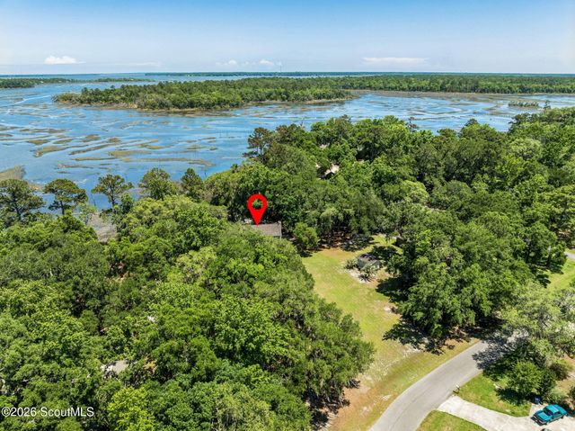 26 Anglers Cove Way, Woodbine, GA 31569