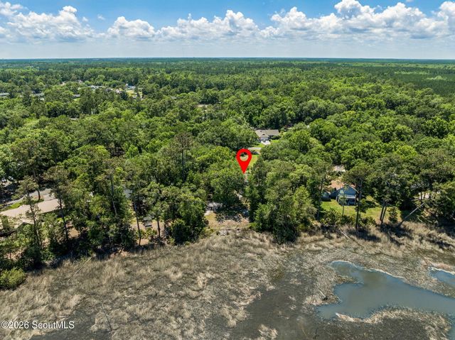 26 Anglers Cove Way, Woodbine, GA 31569