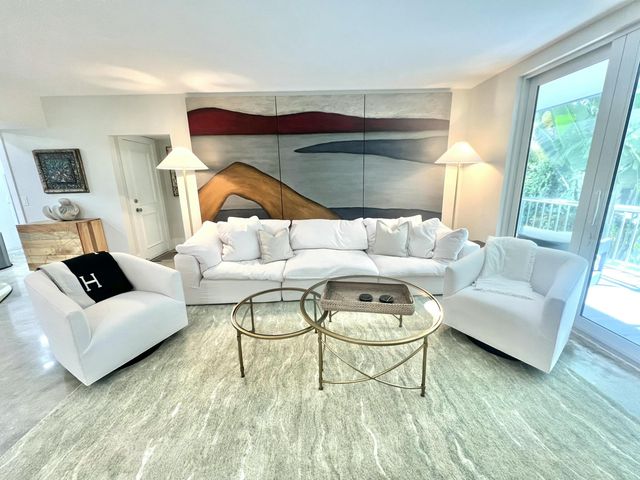 226 Brazilian Avenue 2 C, Palm Beach, FL 33480