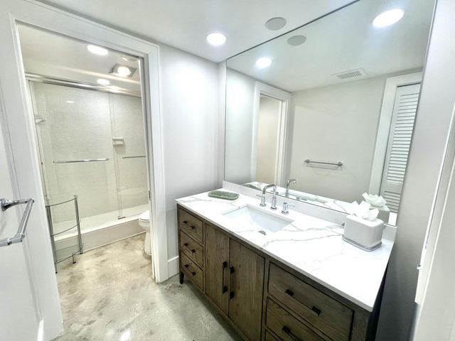 226 Brazilian Avenue 2 C, Palm Beach, FL 33480