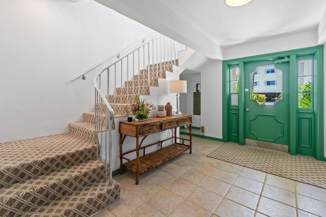 226 Brazilian Avenue 2 C, Palm Beach, FL 33480