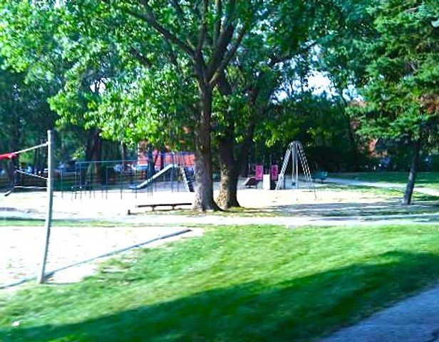 8894 Knight Avenue 213, Des Plaines, IL 60016