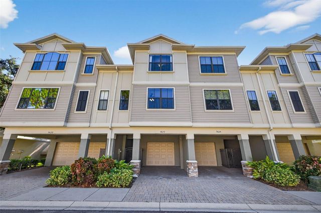 9622 BAY GROVE LANE, Tampa, FL 33615