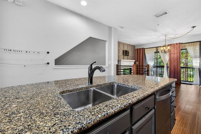 9622 BAY GROVE LANE, Tampa, FL 33615