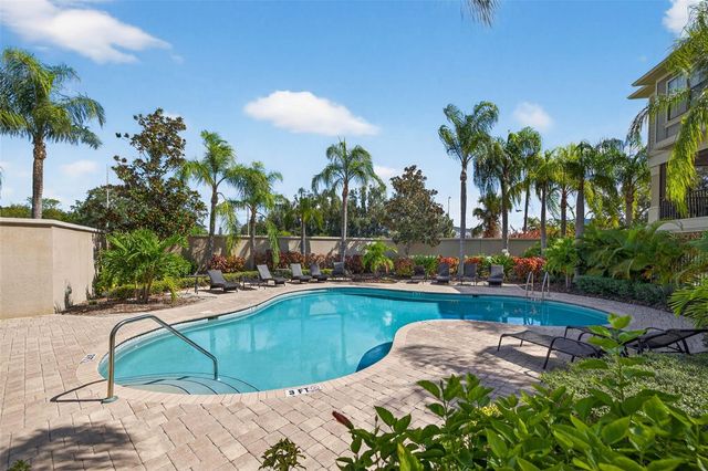 9622 BAY GROVE LANE, Tampa, FL 33615