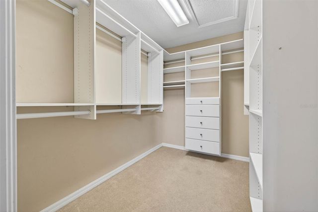 9622 BAY GROVE LANE, Tampa, FL 33615