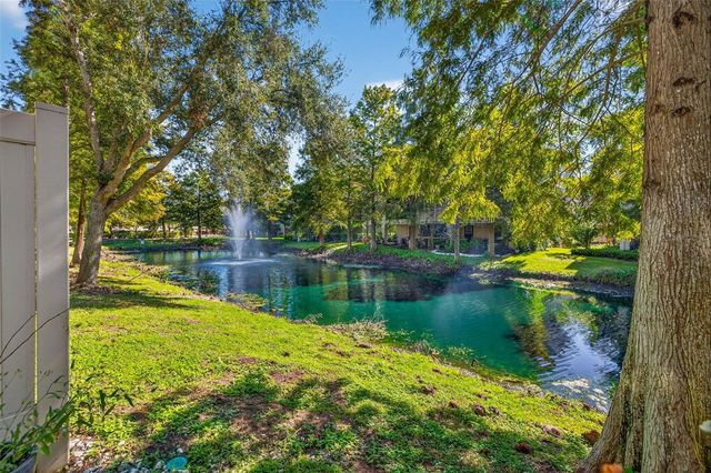 9622 BAY GROVE LANE, Tampa, FL 33615