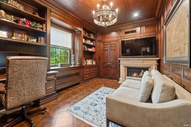 4501 Taylor Street, Fort Wayne, IN 46804