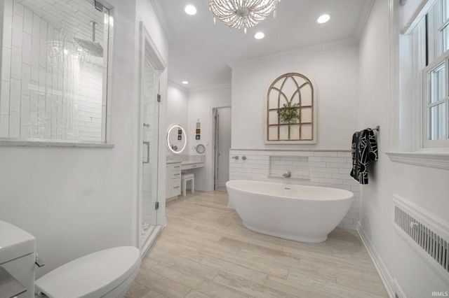 4501 Taylor Street, Fort Wayne, IN 46804