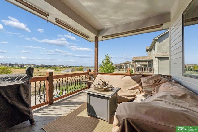 10414 S 106 Street, Papillion, NE 68046