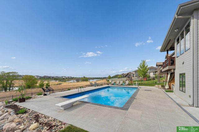 10414 S 106 Street, Papillion, NE 68046