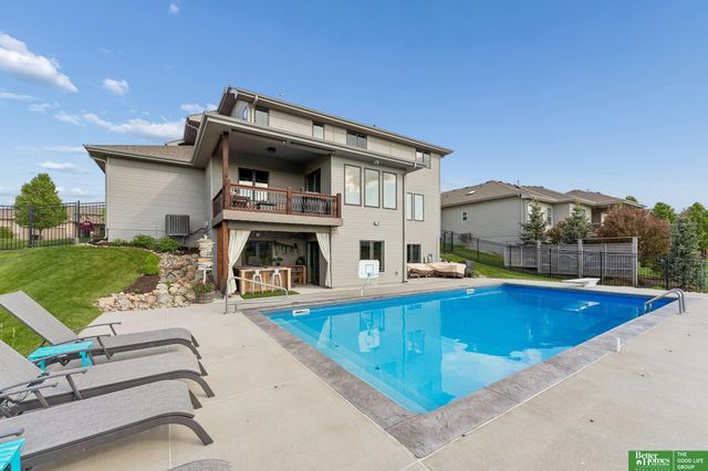 10414 S 106 Street, Papillion, NE 68046