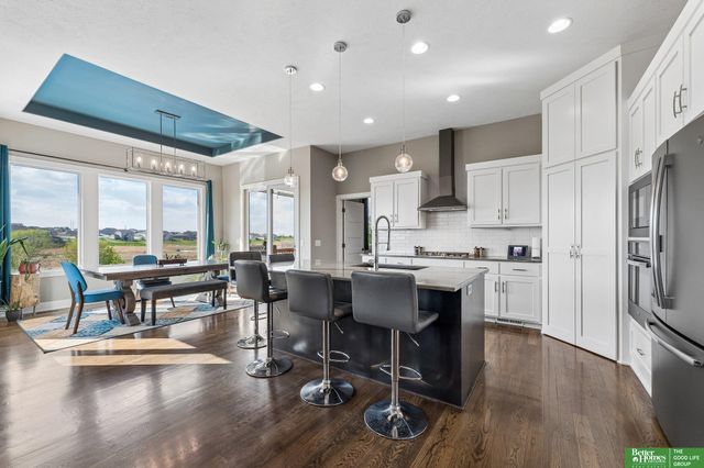 10414 S 106 Street, Papillion, NE 68046