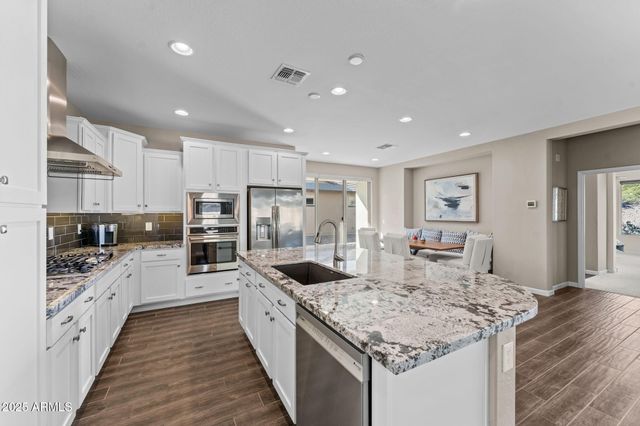 3900 N RIDGE RUNNER Way, Wickenburg, AZ 85390