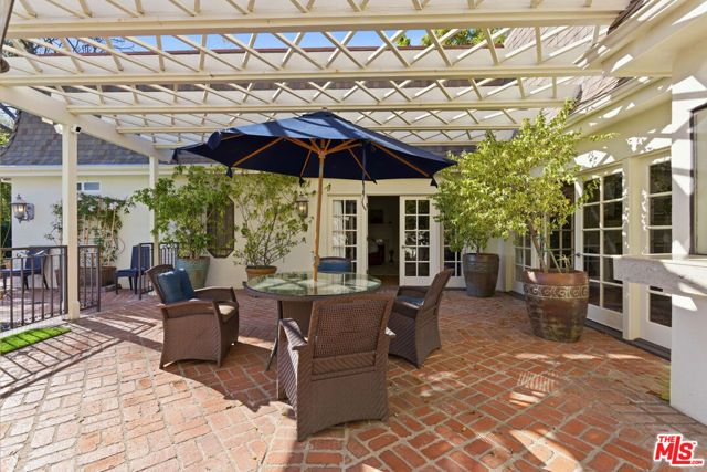 9820 Gloucester Drive, Beverly Hills, CA 90210