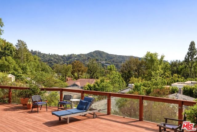 9820 Gloucester Drive, Beverly Hills, CA 90210