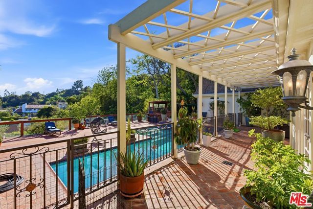 9820 Gloucester Drive, Beverly Hills, CA 90210