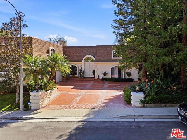 9820 Gloucester Drive, Beverly Hills, CA 90210